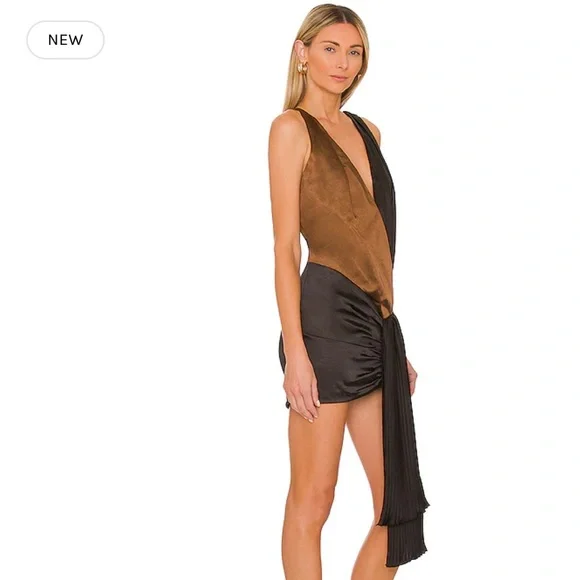 NBD Dress - Picture 2 of 4